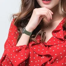 Apple Watch stylish stretchy braided solo loop Woven Buckle Belt hand view