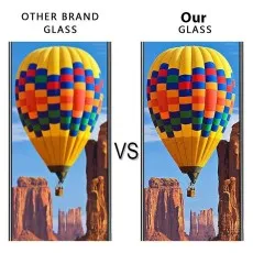 Comparison of two screen protectors showing a hot air balloon; one appears clearer and more vibrant
