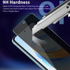 9H hardness privacy screen protector being scratched by a utility knife, showing scratch resistance.