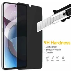 Durable 9H hardness screen protector designed to fit the Realme C33.