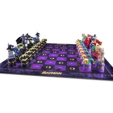 Noble Collection The Batman Chess Set NN4680 | Dark Knight vs Joker Collectible