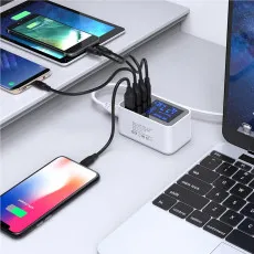 Universal 4 USB 20W Fast Charging Hub Splitter Charger Station For Smartphone