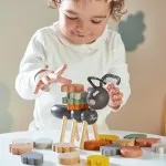 Janod Sweet Cocoon Ant Balancing Game J04053 – Wooden Stacking Toy for Kids UK