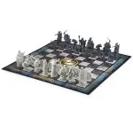 The Noble Collection LOTR Chess Set – Official Battle for Middle-Earth Game UK