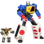 Transformers Legacy Evolution Set – Twincast & Autobot Rewind Collectible