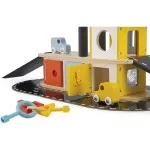 Janod Bolid Solid Wood Garage – Wooden Toy Car Garage with 3 Cars & Helicopter 2 Years+ UK J04636