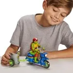 TMNT Mutant Mayhem Raphael Battle Cycle with Exclusive Figure – 83432CO