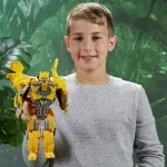 Transformers Rise of the Beasts Bumblebee 2-in-1 Mask and Robot Toy - F4649